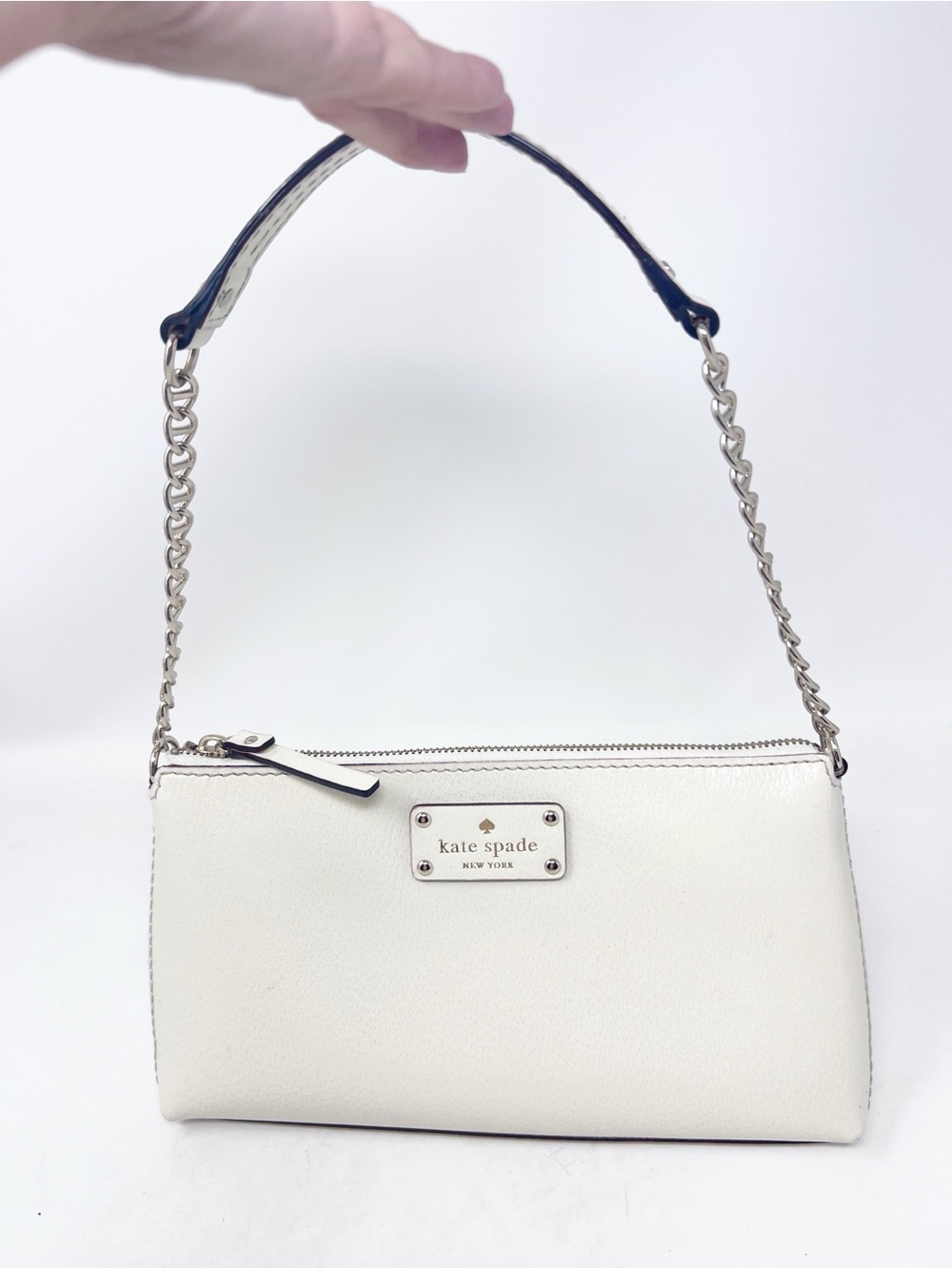 KATE SPADE NEW YORK WELLESLEY BYRD OFF-WHITE PEBBLED LEATHER PURSE CHAIN STRAP